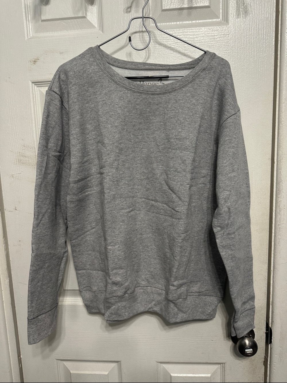 Hanes Light Gray Crewneck Sweatshirt